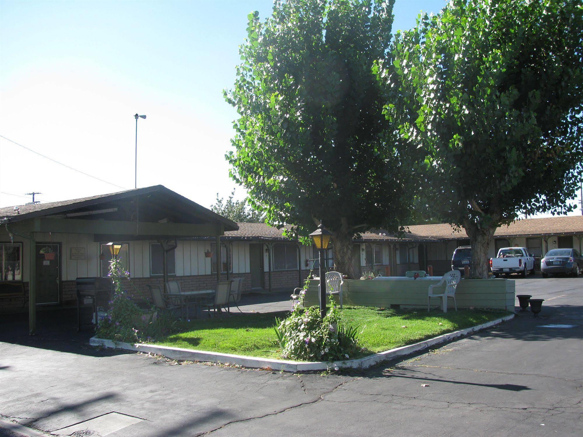 El Rancho Motel บิชอป ภายนอก รูปภาพ